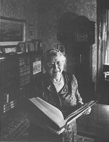 A photo of Professor Agnes Lynch Starrett.